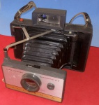 Máquina Fotográfica, Polaroide automatic 215, modelo com ampliação tipo sanfona