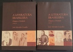 2 Livros - 2 peças , A Literatura Brasileira !! Origens e unidade !! volume I e volume II !! auto Jose Aderaldo Castello !! capa brochura !! edição de 1999 !! um apanhado desde 1500 até 1960 !! somados suas paginas são mais de 1000 paginas !!