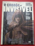  Revista - quadrinhos / ` O Cidadão Invisivel ` História Única sobre o Cotidiano de nossas Vidas !! Critica ao nosso tempo, as nossas atitudes !! 65 Pag, editora Atica / ano 2011 ! !! Acervo de colecionador !! 