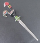 Colecionismo- Punhal para abertura de cartas !! linda peça com galo de briga da empunnhadura !! com cores vivas e alegres !! tipo para coleciuonador !! tamanho de 19cm de comprimento !!