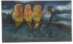 NANA - Obra em técnica mista sobre papel, representando quatro periquitos sobre um galho sob fundo azul profundo. Assinada Nana 05 no canto inferior direito. Composição de cores vivas e expressivas, que transmite leveza e harmonia. Moldura de madeira estilo baguete. Medida total 33 x 54 cm.