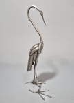 Antiga escultura japonesa de Garça em metal branco não identificado, Med. 33cm. Peso: 250 gramas.