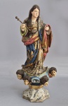 Grande imagem de Nossa Senhora de Nossa Senhora da Conceição dos Anjos, esculpida em madeira, delicada policromia com forte douração nas vestes, olhos de vidro. (falta o menino Jesus). Med. 71 cm. Séc.XIX/ XX.