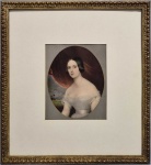 EUROPA, SÉC.XIX - RETRATO DE LADY HARRIET GARDINIER - CONDESSA DE ORSAY E BLESSINGTON - Importante litografia colorida e original da primeira metade do séc. XIX. realizada por Kobel a partir da obra de Lizinska Aimée Zoé De Mirbel (1796-1849). Emoldurada. Paspatour oval e friso ouro. Moldura em madeira dourada. Medida interna(MI) 28 x 23 cm e medida externa (ME): 59 x 54 cm.   ----------https://www.worthpoint.com/worthopedia/comtesse-orsay-kobel-framed-print-1828802413 -----https://www.invaluable.com/auction-lot/comtesse-dorsay-by-kobel-framed-print-oh014-25579-c-3b94204b51?srsltid=AfmBOooimQcl8Av-GOVl9iw45s422RO7EFq64xEAkoS5aLW3dFoLA2LA ------ https://sweetlydreamingofthepast.blogspot.com/2016/06/the-comte-dorsay-and-decline-of-dandy.html