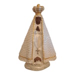 Imagem do imaginário católico representando Nossa Senhora Aparecida,manto perolado, Alt. 24 cm.
