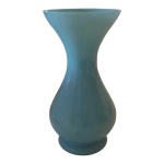 Vaso opalolinado na cor azul piscina,Alt. 26, Diam. 13 cm.