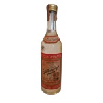 BEBIDA: Vodka russa Stolichnaya, 500 ML.