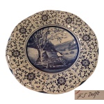 COLECIONISMO - Antigo medalhão em porcelana Blue & White Delft marcado no verso, Diam. 35 cm.