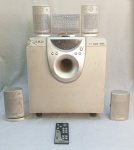 ELETRÔNICO, um (1) aparelho Home Theater, marca CCE, modelo DCS-57RX, acompanha controle remoto, usado, não testado e sem garantia, apresenta perdas na caixa maior, vide foto.