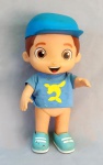 BRINQUEDO, um (1) boneco LUCCAS NETO, modelo aventureiro azul, Baby Brink, Brinquedos Rosita, mecanismo sonoro funcionando muito baixo, articulado, confeccionado em vinil, medindo 27 cm, usado, demanda limpeza, um dos sapatos rachando, vide foto.