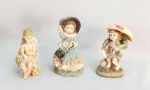 ESCULTURAS, três (3) figurativas distintas, confeccionadas em resina policromada, medindo a maior 12 cm altura, vide foto.