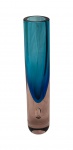 Vaso em grosso cristal , corpo liso, forma circular alongado, nas cores azul e branca. Med. 22 cm alt
