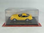 Ferrari 365 GTB/4 Daytona - Carro miniatura escala 1/43 Ferrari Collection. Caixa e base originais. Carro de coleção em metal com partes em plástico injetado