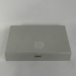 Porta baralhos com tema da GE - Mede 15cm de comprimento. Contém bloco e lápis para anotações