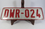 COLECIONISMO - PLACA DE AUTOMÓVEL provavelmente da Bélgica (DWR-024). Mede aprox. 34 cm de comprimento.