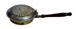 Migalheira em metal com banho de prata e cabo em madeira - 05x29x14 cm - necessitando renovarobanho.