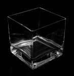 Pequeno vaso em cristal - 10x10x10cm.