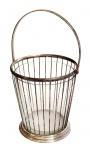 Balde gelo em vidro com suporte em metal com banho de prata - 27x14 cm - necessitando limpeza.