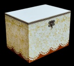 Caixa album fotografia em madeira - 17x23x16cm.