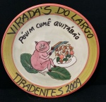 Prato de Cerâmica colecionável do Restaurante Boa Esperança pintado à mão com 26cm de diâmetro. Oportunidade única para completar sua coleção.