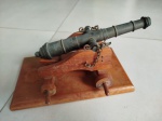 ANTIGO E LINDO MINI CANHAO EM FERRO FUNDIDO - ITEM EM OTIMO ESTADO CONFORME FOTOS - ITEM SERA ENVIADO DA BAHIA