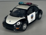 SUNNYSIDE - SS5415 - Volkswagen New Beetle Viatura Policial - Antiga miniatura de carro  em escala 1/32 - Miniatura em metal com pneus de borracha, abertura de portas e capô - med. aproximadamente 12,5 cm - Peça em bom estado de conservação, vendida no estado em que se encontra nas imagens.
