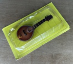 Salvat - Coleção de Instrumentos Musicais - BANDOLIM  Edição nº 21  -  - Escala 1/8 - med. 12 cm - Peça acondicionada na embalagem original LACRADA