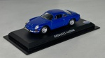 Auto Collection - Renault Alpine - Escala 1/43 - Miniatura em metal com pneus de borracha, peça rica em detalhes. Acompanha base expositora - Peça em bom estado de conservação, vendida no estado em que se encontra nas imagens.