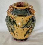 F F Griffi Corsica, vaso em terracota Francesa vitrificada medindo20 cm de altura por17 cm por 17 cm, perfeito estado de conservação e marcado à cavo na base.