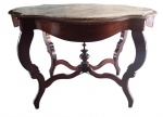 Mesa de apresentação em estilo Luís Felipe em Jacarandá com tampo em mármore de Carrara, possui marcas do tempo, século XIX,  78 X 113 X 82 cm