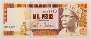 Numismática, GUINÉ-BISSAU. Uma Cédula P-13 1000 Pesos 1990 Flor de Estampa