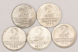 Numismática, Brasil. Lote com 5 moedas, sendo 2 CRUZEIROS - ALUMÍNIO 1957, 2 CRUZEIROS - ALUMÍNIO 1958, 2 CRUZEIROS - ALUMÍNIO 1959, 2 CRUZEIROS - ALUMÍNIO 1960, 2 CRUZEIROS - ALUMÍNIO 1961