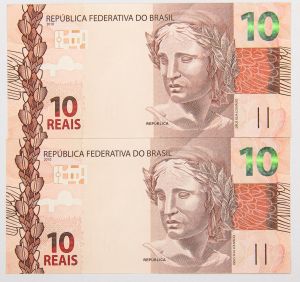 Numismática, Brasil. Lote com 2 cédulas 10 Reais sendo MH 001036205, MH 001036206 seriadas escassas Flor de Estampa.