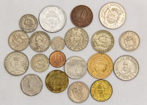 Colecionismo - Conjunto de 20 Moedas da America Central - Países, valores e Anos diversos