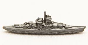 Militaria, Alemanha II Guerra. Proveniente de importante coleção adquirida em Ciney - Bélgica (Feira gigantesca de Militaria). O partido nazista promoveu uma grande arrecadação de fundos antes e durante a guerra com a venda de grande variedade de itens colecionáveis, pins, pendentes, tinnies, badges etc. Todos colecionáveis para incentivar novas compras. Como referência para estudo e identificação aconselhamos o catálogo Donation Badges, Pins & Pendants of the Third Reich de Joseph Cassidy & Christopher Alexander. Oportunidade para colecionador avançado. *Item não promove ou glorifica violência ou intolerância racial. Está à venda apenas para fins de preservação da memória histórica. A Organização do leilão não faz apologia a quaisquer movimentos políticos ou ideológicos, e repudia qualquer ideologia de cunho racista. Da série Wehrmacht Toys. Pág. 62-63. DRK 40-14. Cruzador leve. 60 mm.