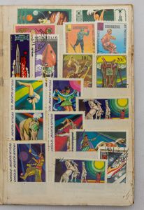 Filatelia. Mongólia. Aproximadamente 200 selos. Lindos exemplares.