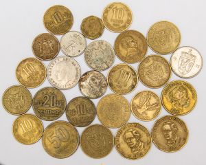 Numismática Internacional 25 Moedas.