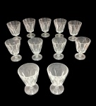 Taças em  demi cristal translúcido  com lapidação dedão  , altura da maior 11,5 cm  e 10 cm - total 11 peças