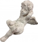 Escultura - Anjo em terracota pintado na cor cinza , 1 perna colada e imperceptíveis quebrados,  medindo 22 x 38 cm