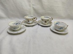 Lote de 4 xícaras de chá diversas em porcelana.