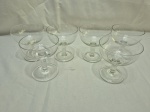 Jogo de 6 taças abertas em demicristal incolor. Medindo 9,5cm x 10cm de altura.