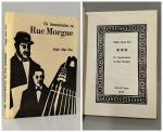 POE, Edgar Allan. - OS ASSASSINATOS NA RUE MORGUE. Curitiba: Arte & Leitra, 2012. EXEMPLAR NÚMERO 123 de uma tiragem de apenas 200 exemplares. Ilustrações de Frede Tizzo. 75 pp. Encadernação editorial em bom estado de conservação. 13 x 18,5 cm.