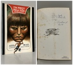 ASSIS BRASIL. - UM PREÇO PELA VIDA. - Aventura Amazônica. Rio de Janeiro: Editora Salamandra, 1990. PRIMEIRA EDIÇÃO COM DEDICATÓRIA DO AUTOR PARA O POETA WALMIR AYALA: " Para Walmir Ayala com o abraço do amigo Assis Brasil. Rio, 91". 72 pp. Brochura em bom estado de conservação. 15 x 23 cm.