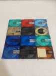 Lote contendo 12 Mini Discs (MDs) antigos, em diversas cores. Itens ideais para decoração, projetos criativos, cenografia, artesanato ou colecionismo ligado à história da música e da mídia digital.Qualquer dúvida entrar em contato pelo WhatsApp: 11932480666.OBS: A sua participação em nosso leilão ajuda em causas animais.