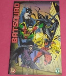 Revista - Quadrinhos !! BAT SQUAD !!  !! Exemplar NR. 1 !! editora Abril , Nova Linha DC !!! Raridade ano de publicação de 2002 !! O ASA NOturna !! acervo de colecionador !!