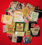 Colecionismo, 48 caixas de fósforo de brinde de empresas do Brasil e estrangeiras,peças promocionais da década de 1960