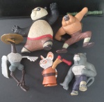Brinquedo - 5 bonecos do Flime KUNG FU PANDA !!! os personagens principais !! O PANDA !! o macaco !! o Louva Deus !! o Urso !! A Garça !! inclusive o Mestre !! peças de tamanho medio cerca de 12cm de altura !!