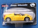 Colecionismo- Miniatura de Carro Astra Conversivel !! Modelo da alemanha !! Cor amarelo !! Lacrado na embalagem !! Coleção Maisto !!