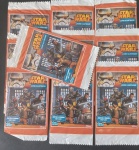 Album - 10 pacotes de figurinhas lacrados !! album STAR WARS !! edição da Disney !! são 40 figurinhas (10x4 emcada pacote !! ) acervo de colecionador foram guardados para o futuro !!