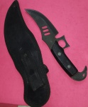 Colecionismo- Faca especial cabo com bico tipo de aguia !! modelo tipo combate pessoal !!!!peca de colecionador !! tamanho de 28cmX , no espaco mais largo 7cm !! com bainha !!